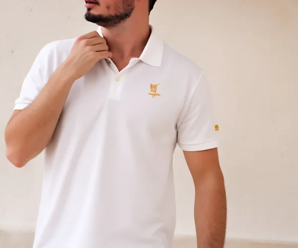 สั่งผลิตเสื้อโปโลพร้อมปักโลโก้แบบไม่มีขั้นต่ำ ง่ายจริงไหม?